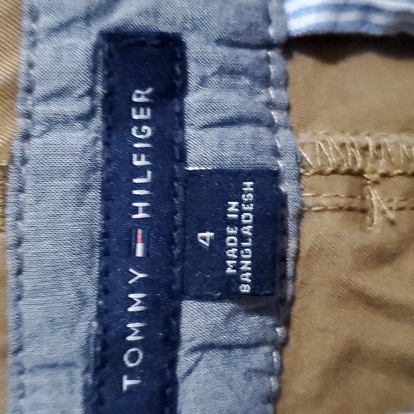 Tommy Hilfiger Women's Khaki pants. - Picture 3 of 5